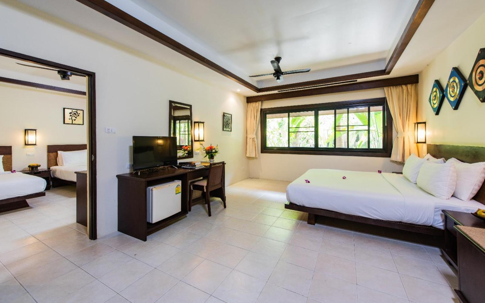 Nang Thong Bay Resort Khao Lak Exterior photo